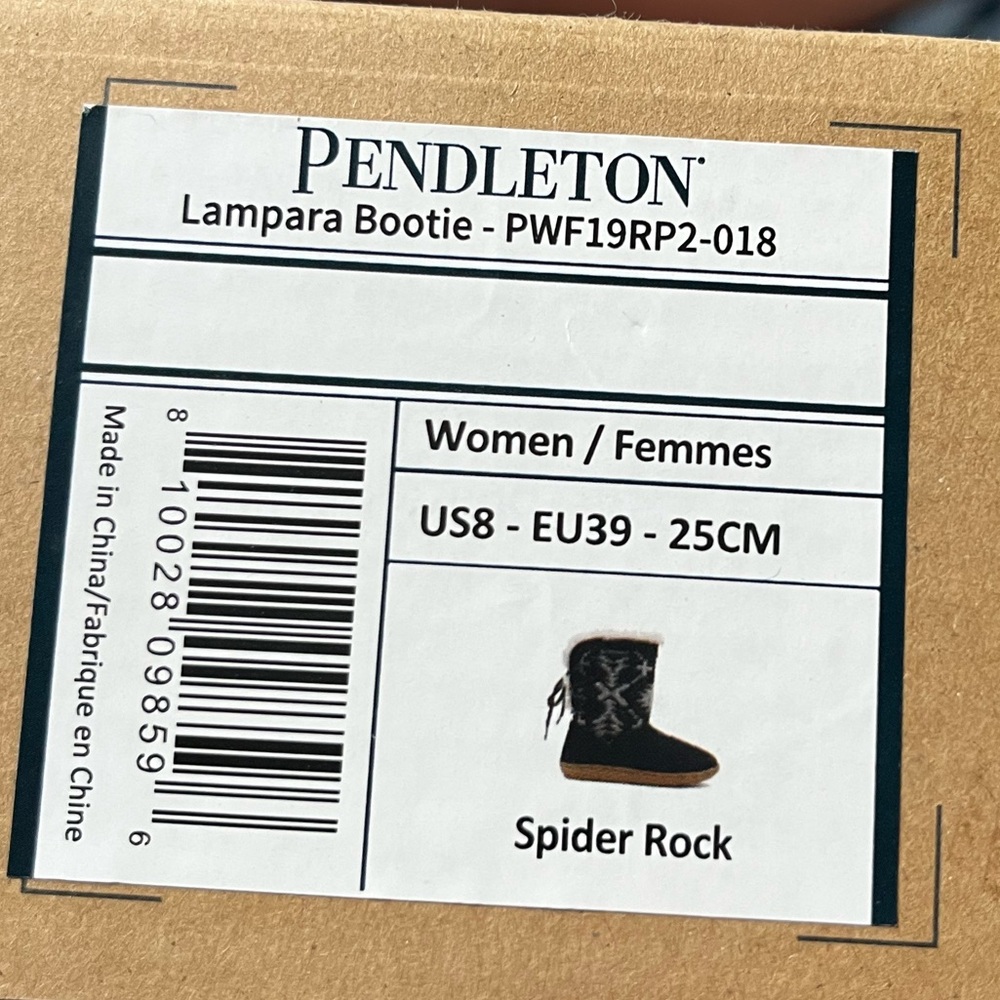 Pendleton Black and Gray Patterned Winter Boots - Picture 3 of 3